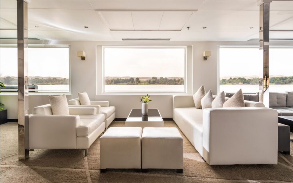 crucero de lujo por el Nilo - lounge