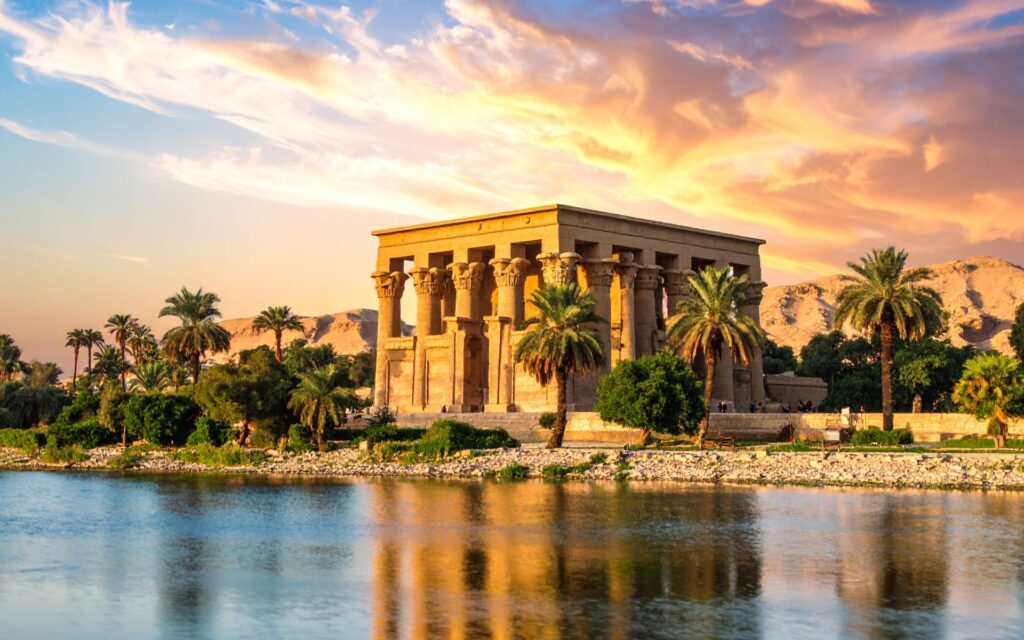 crucero de lujo por el nilo - templo filae