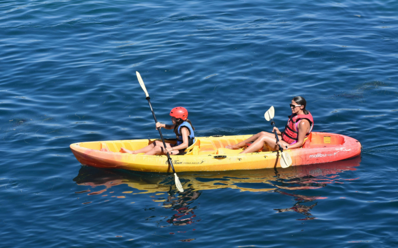kayak canva