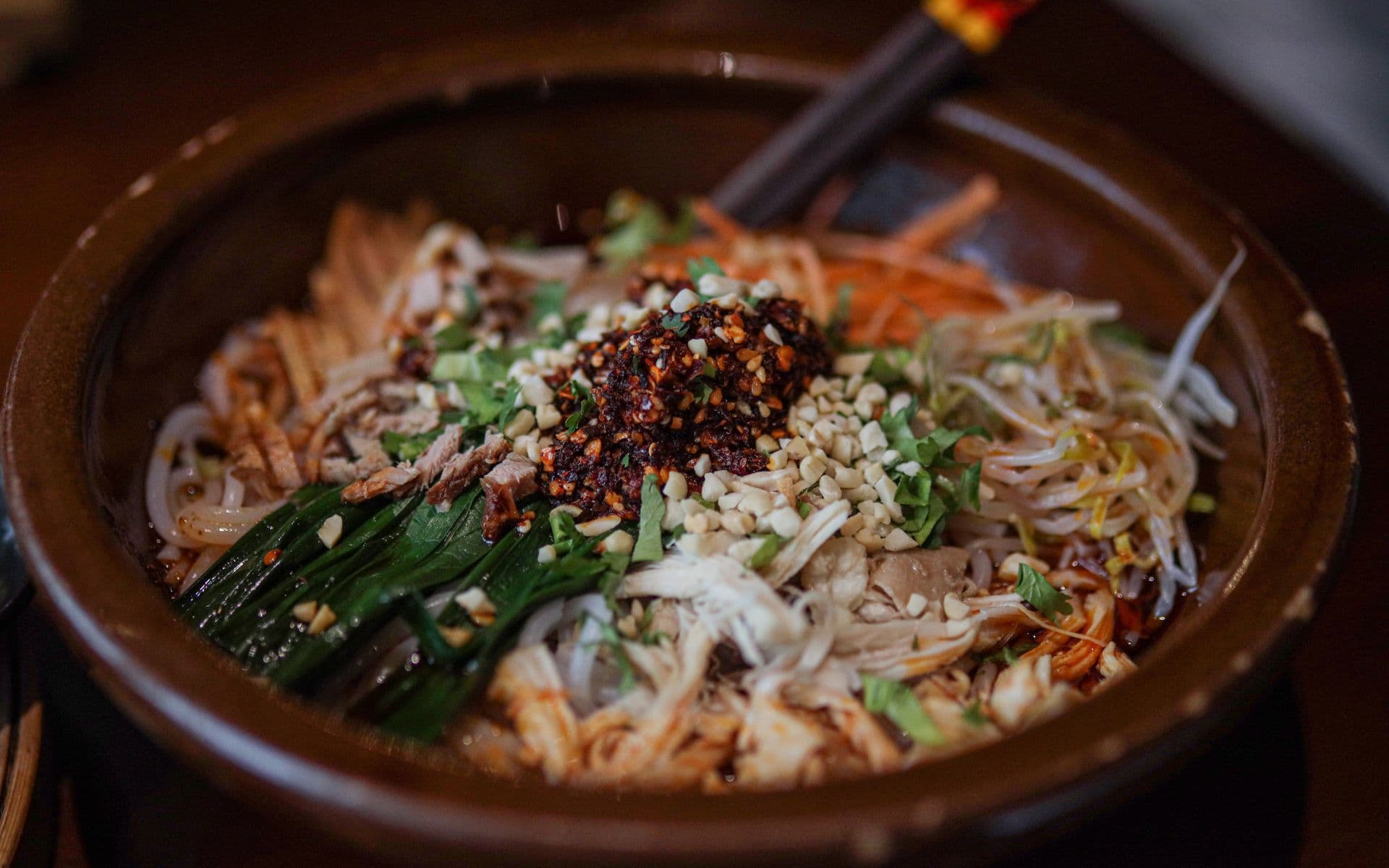 guoqiao mixian, plato típico de Yunnan.