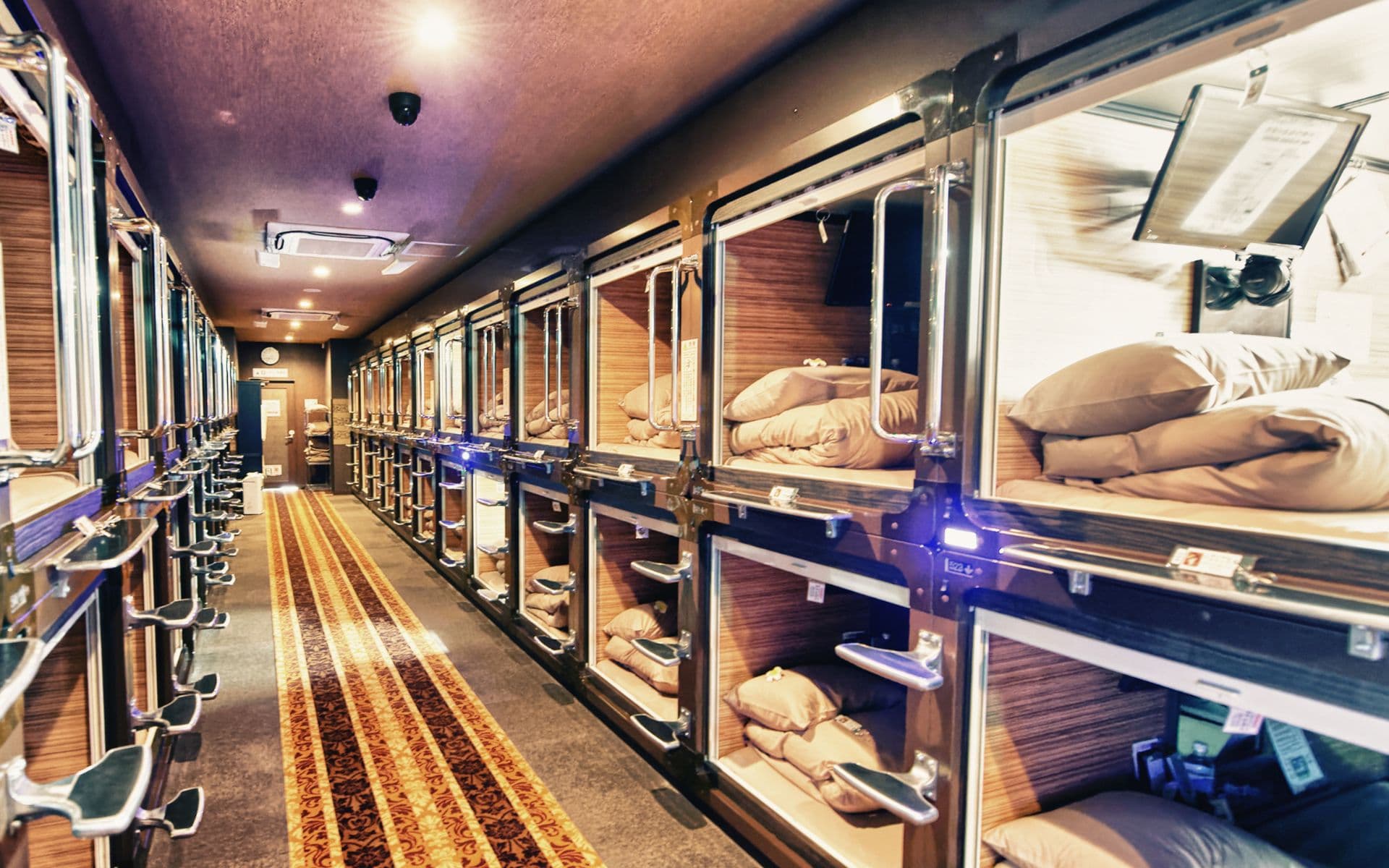 hotel capsula en Japón