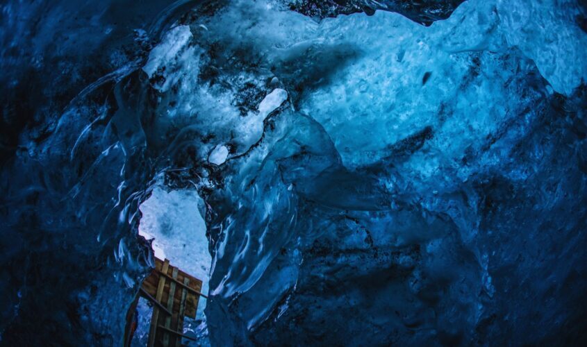 cova-gel-Vatnajökull-Islandia
